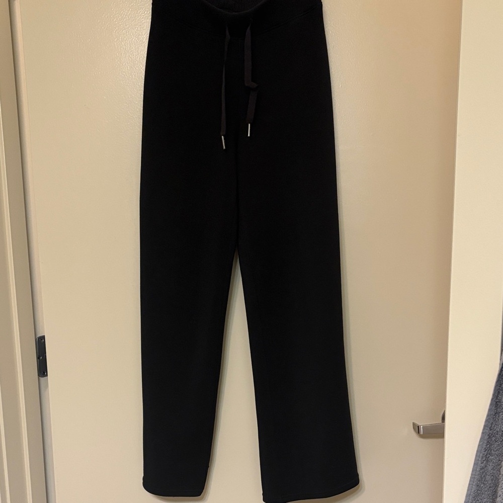SPANX Wide Leg AirEssentials Pants in Black small petite